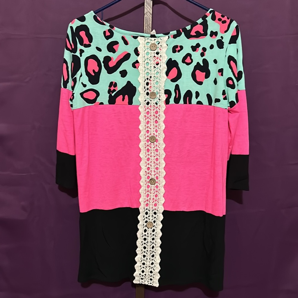 Lilypad dressy blouse - Picture 2 of 4